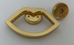 XQ-L2574 唇形磁扣夹