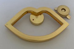 XQ-L2692 唇形磁扣夹